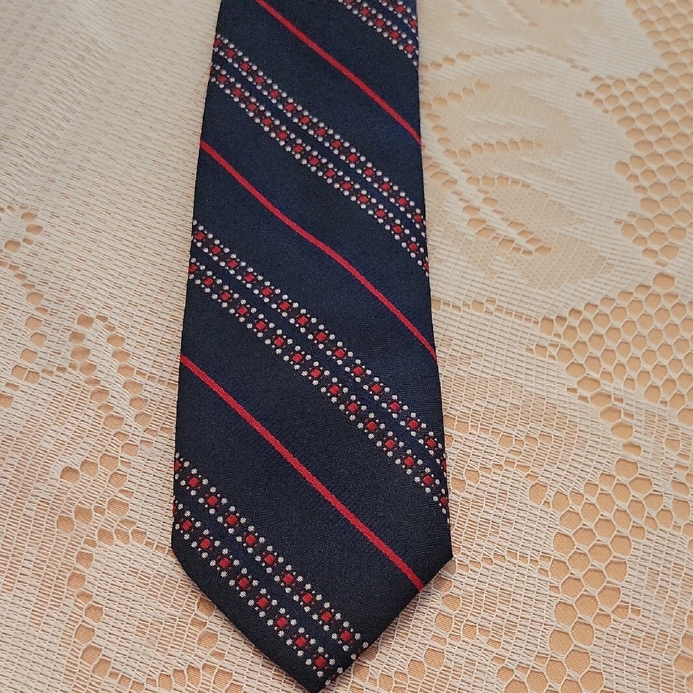 Archdale Classic Navy and Red Striped Tie Vintage Business Casual Workware
